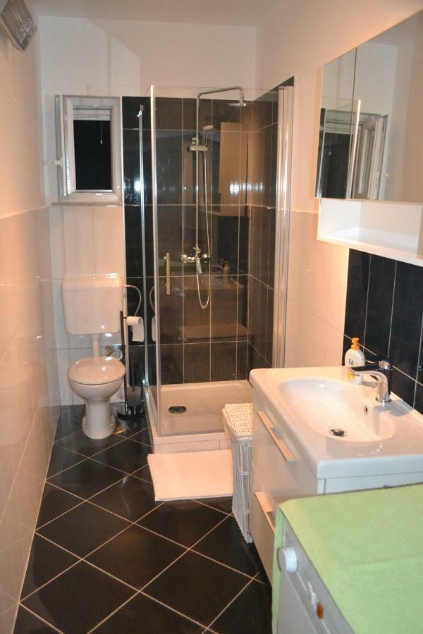 Apartman Bebe In Old Town- With Free Parking Шибеник Экстерьер фото